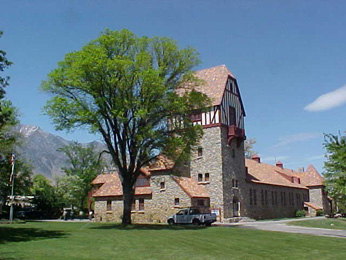 historic building at Mount Whitney Fish Hatchery